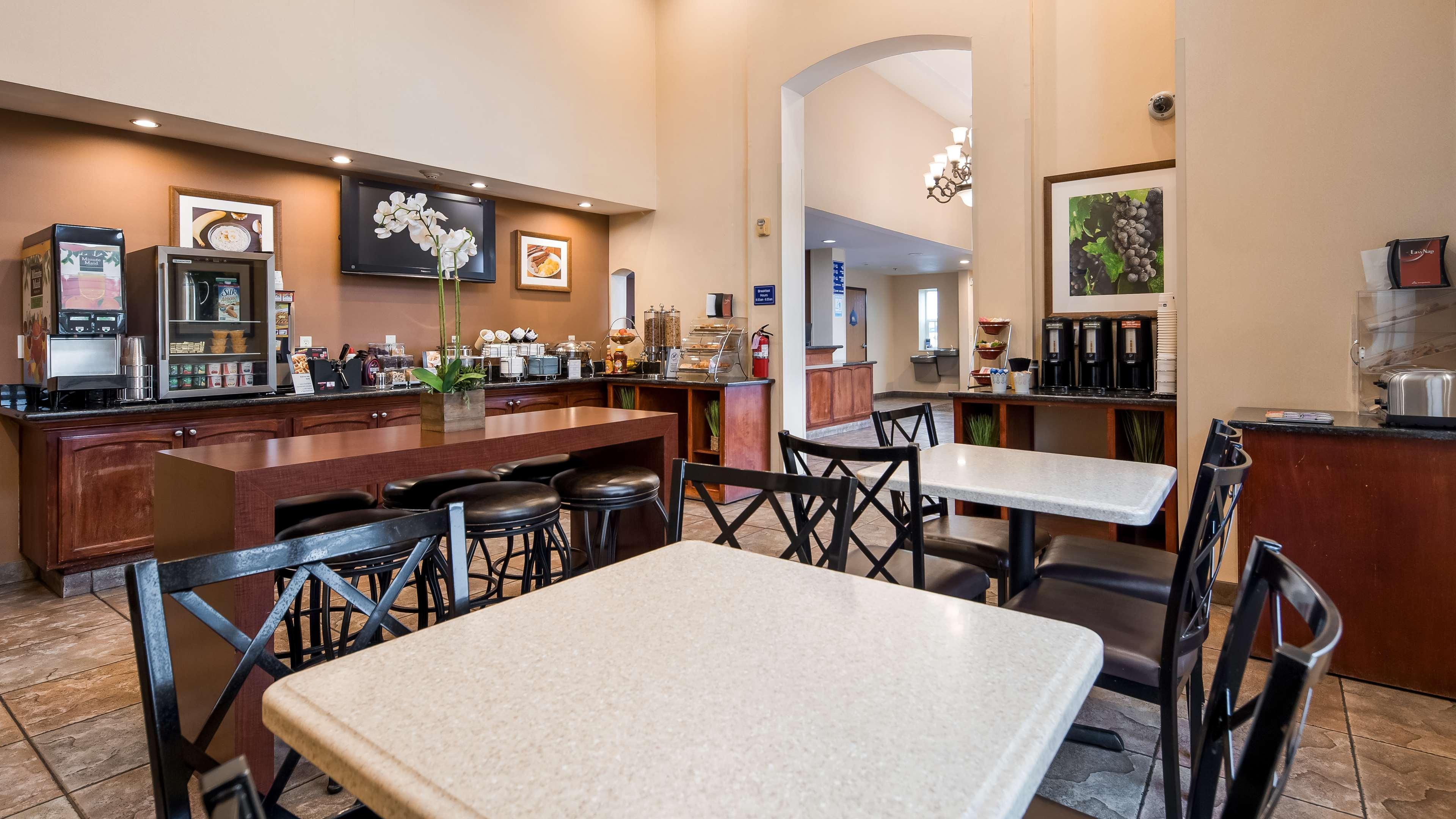 Best Western I-5 Inn & Suites Lodi Buitenkant foto